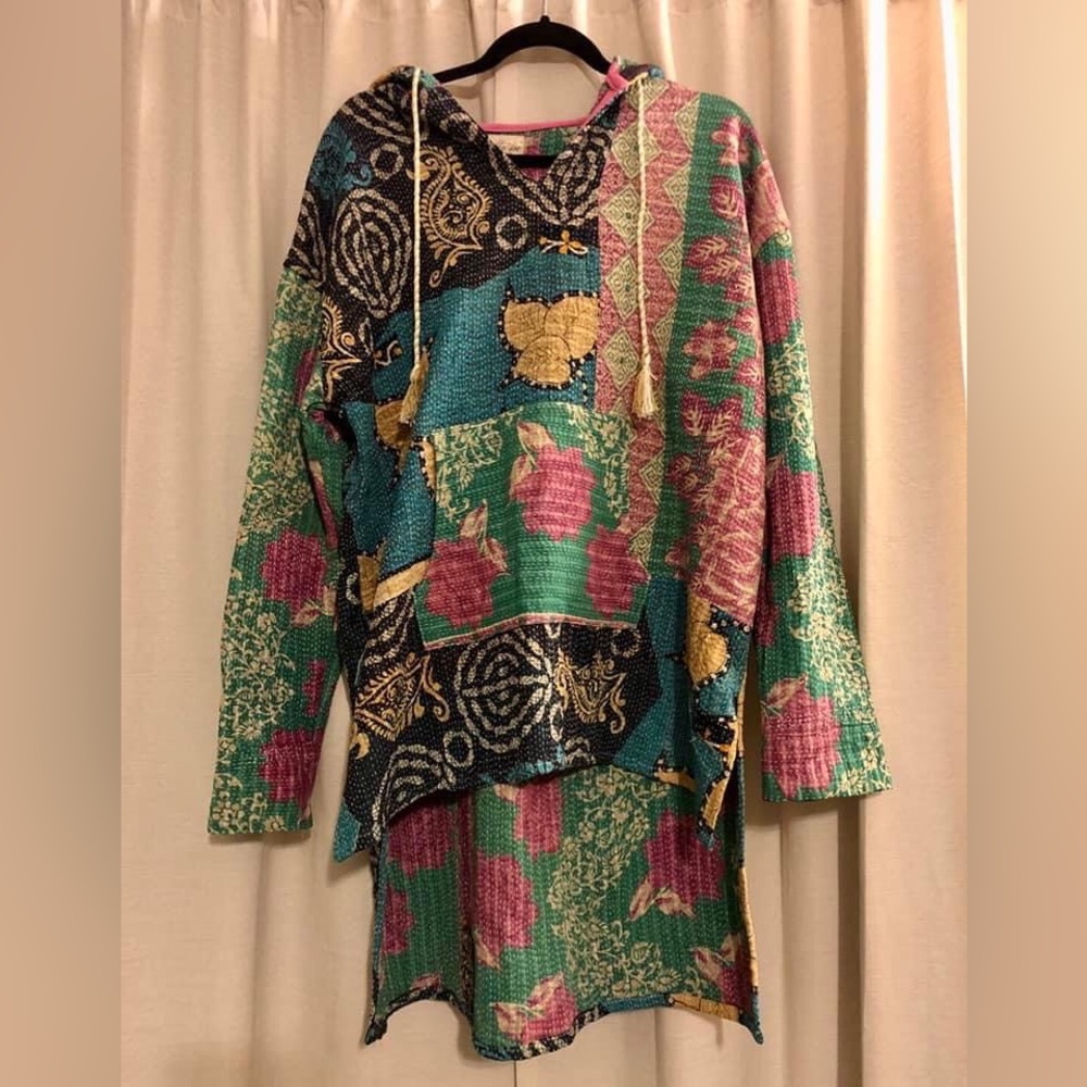 (Pending Trade) Kantha Bae Hoodie - Picture 1 of 4